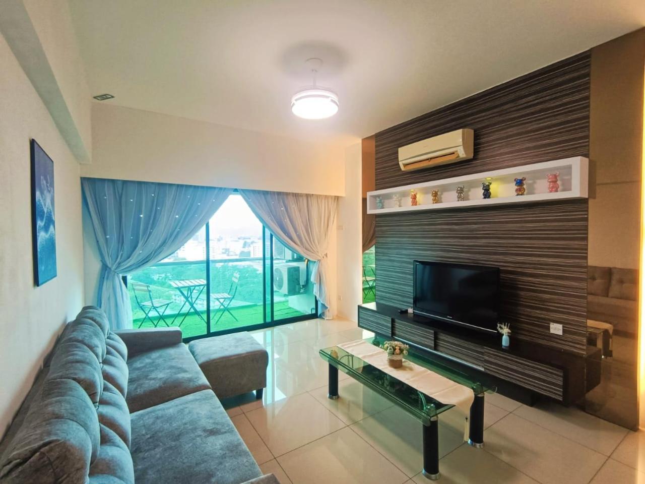 K. Riverfront Apartment Ipoh Eksteriør billede