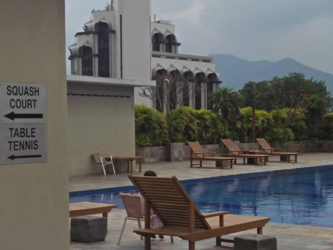 K. Riverfront Apartment Ipoh Eksteriør billede